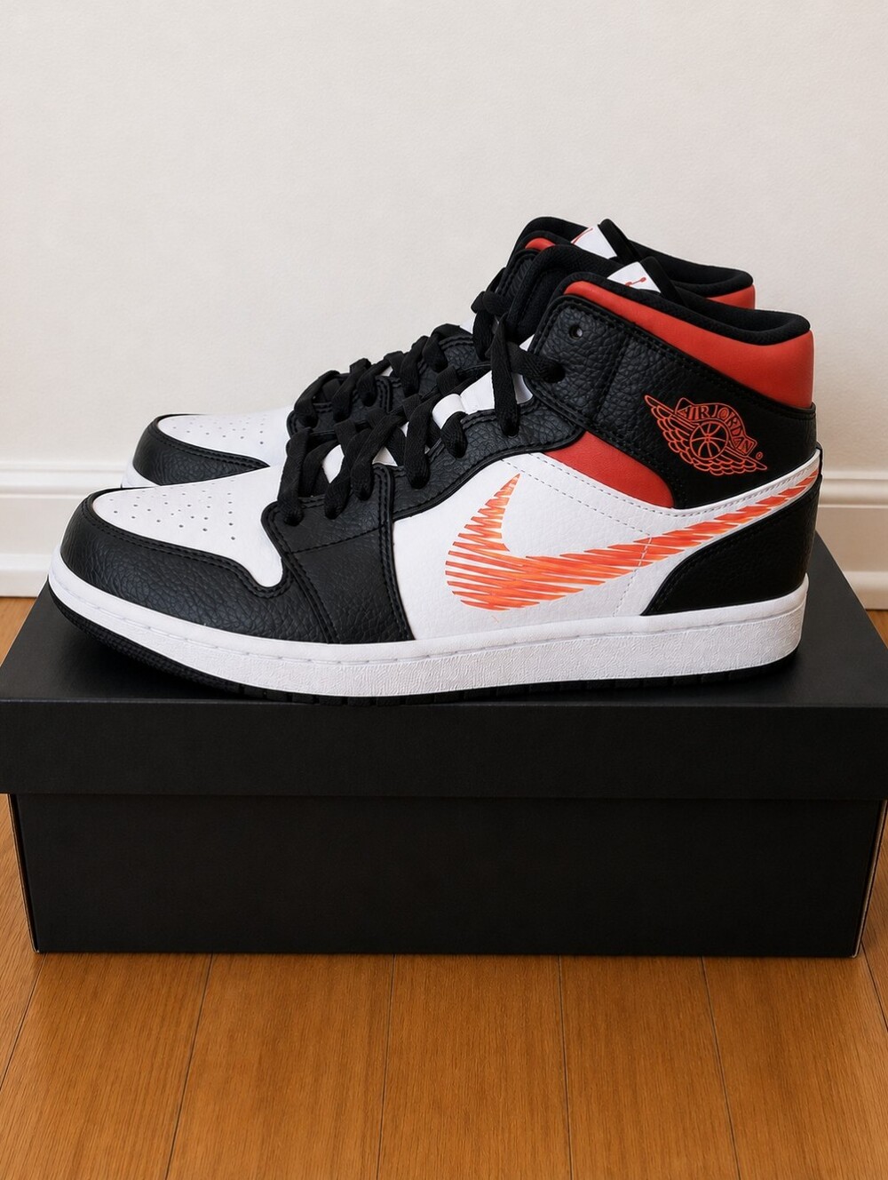 Jordan 1 Mid Orange Zigzag Swoosh - Picture 1 of 4